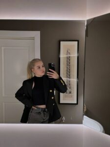 Модель Нэнси Drive Models