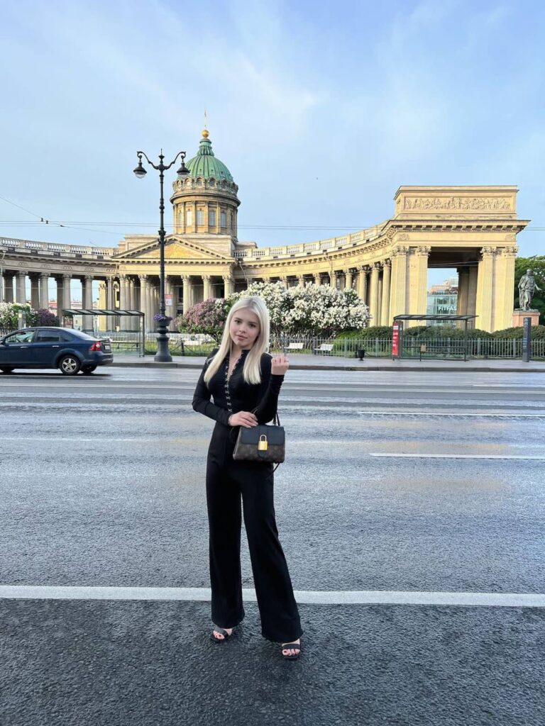 Эскортница Нэнси Premium Models