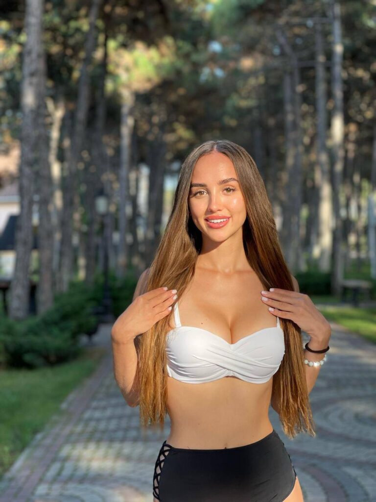 Эскорт-модель Эличка Drive Models