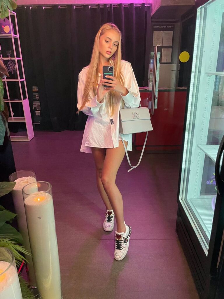 Эскорт-модель Лиана Drive Models