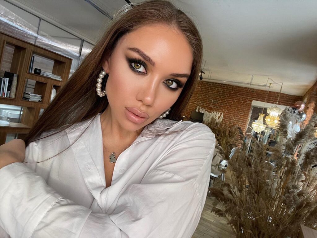 Эскортница Жасмин Drive Models