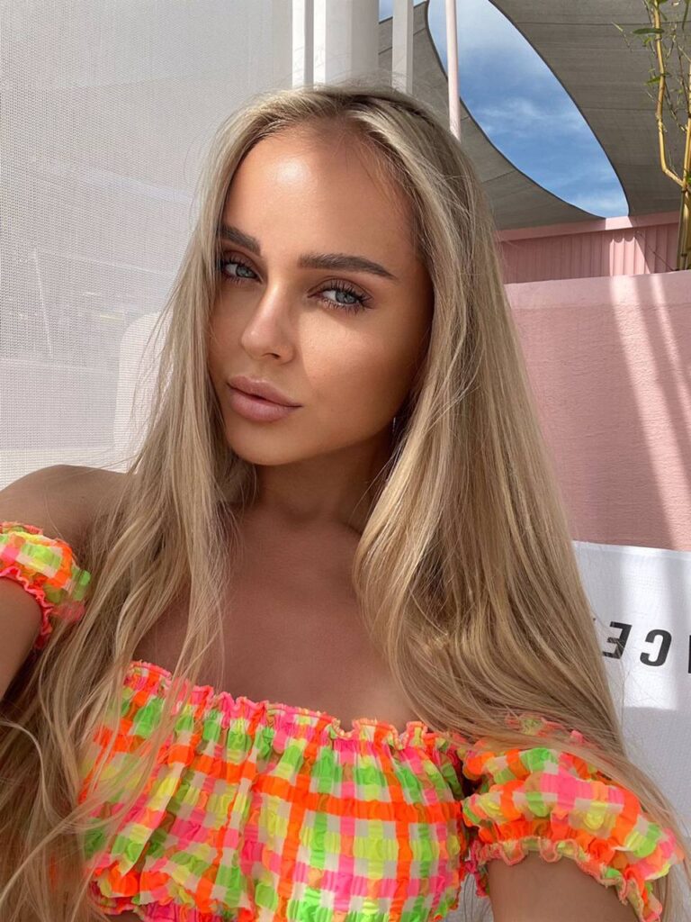 Эскорт-модель Лиана Drive Models