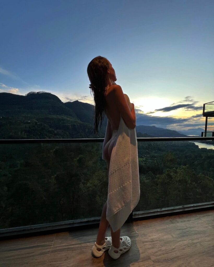 Эскортница Софа Drive Models