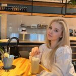 Девушка на час Нэнси Premium Models